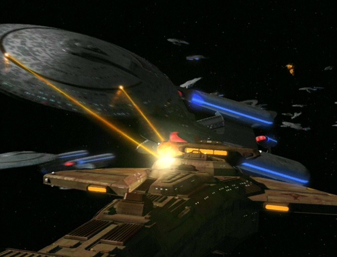 Mehrere Phaserstrahlen aus einer einzigen Phaserbank eines Raumschiffes der Galaxy-Klasse