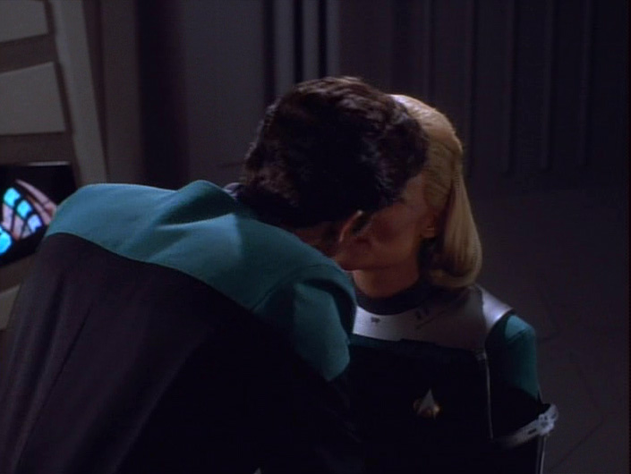 Melora Pazlar und Julian Bashir