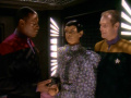 Sisko stellt T'Rul und Eddington vor.jpg