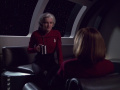 Admiral Janeway erkennt, dass es einen anderen Weg gibt.jpg