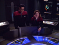 Janeway stellt Chakotay auf die Probe.jpg