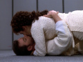 Thomas Riker küsst Troi.jpg