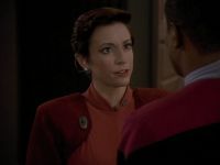 Sisko und Kira besprechen Vorgehen bezüglich Romulaner.jpg